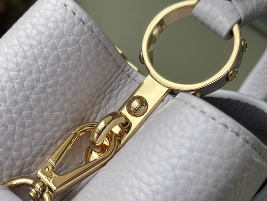 LV Capucines BB Bag