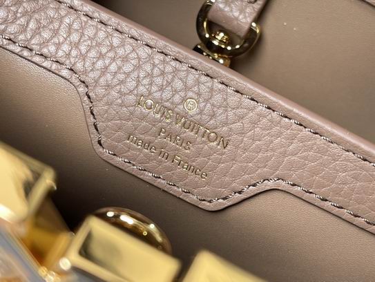 LV Capucines BB Bag