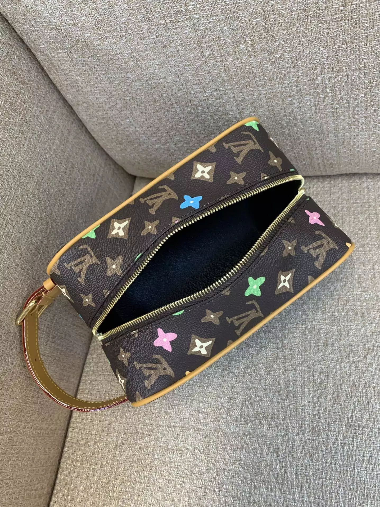 Locker Dopp Kit Chocolate Monogram Craggy Canvas