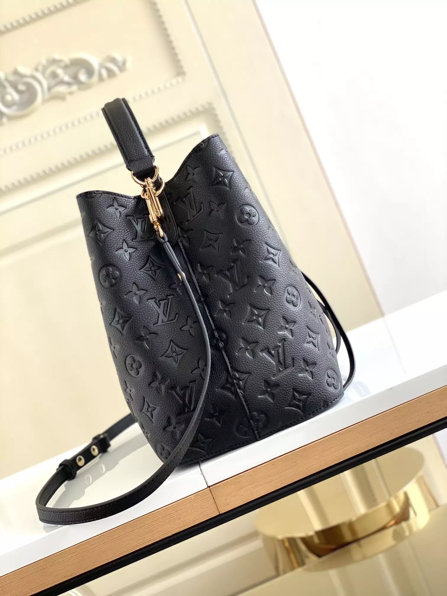 NéoNoé MM Monogram Empreinte Black Leather