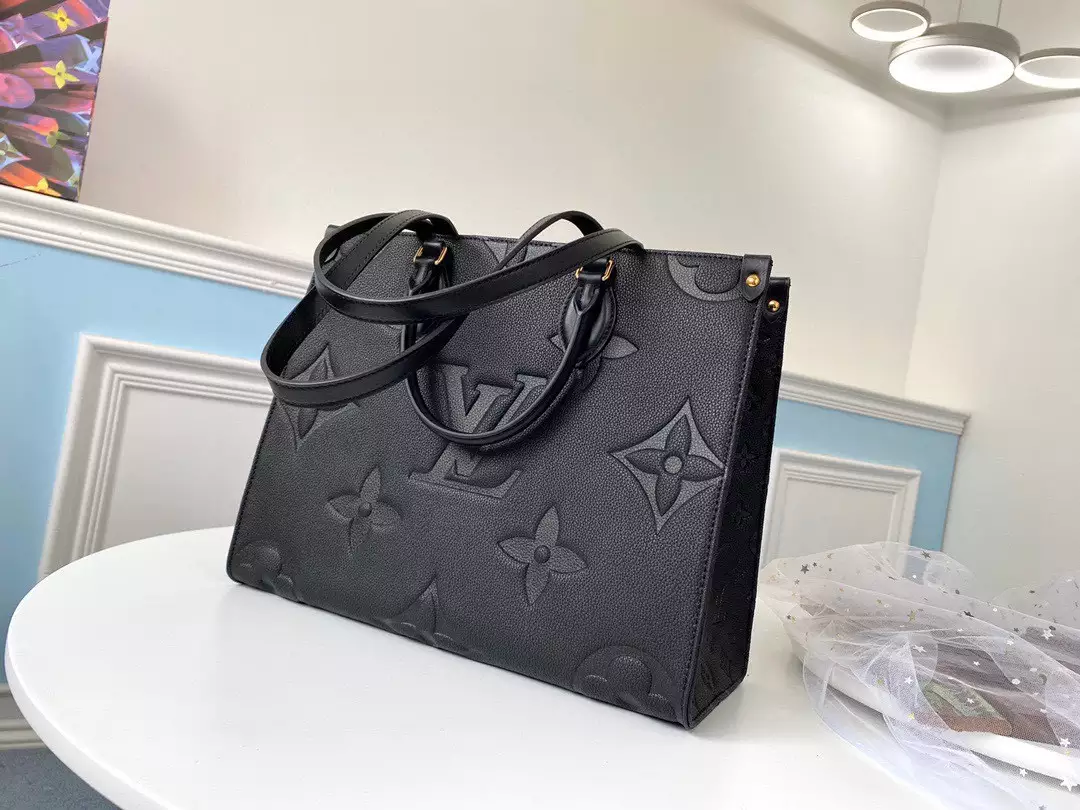 OnTheGo MM Monogram Empreinte Black Leather