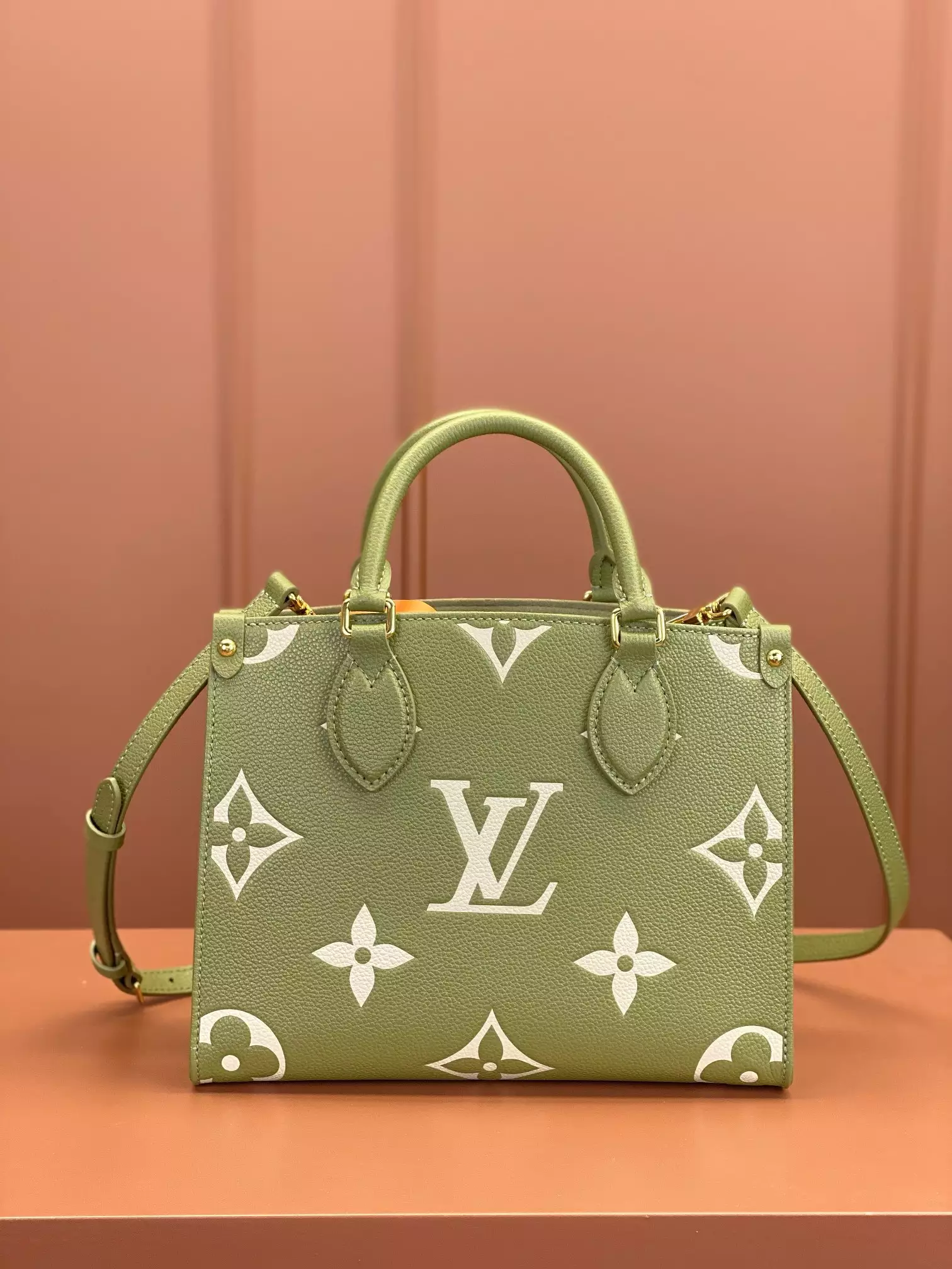 OnTheGo PM Bicolor Monogram Empreinte Light Khaki/Cream Leather
