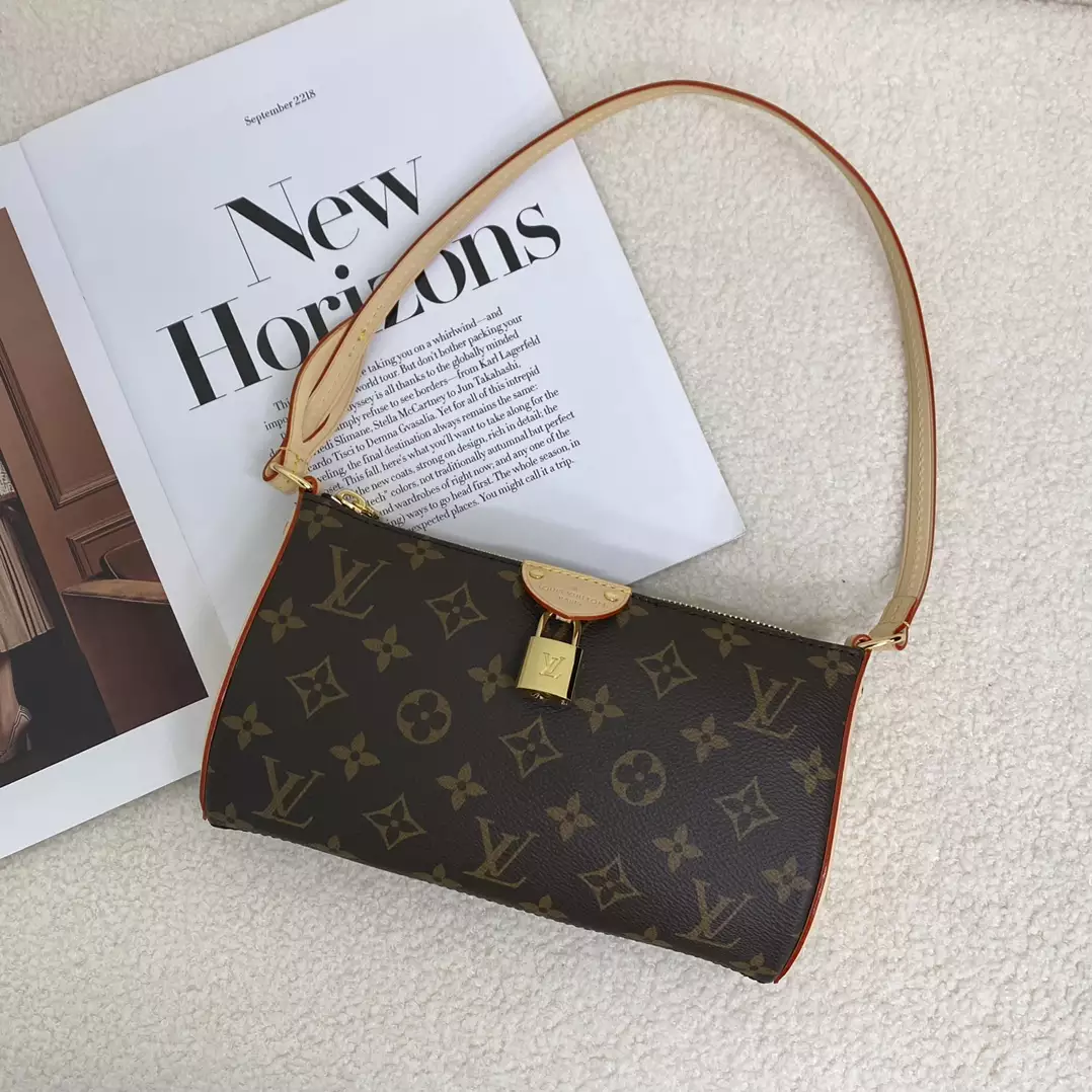 Pochette Tirette Monogram Canvas