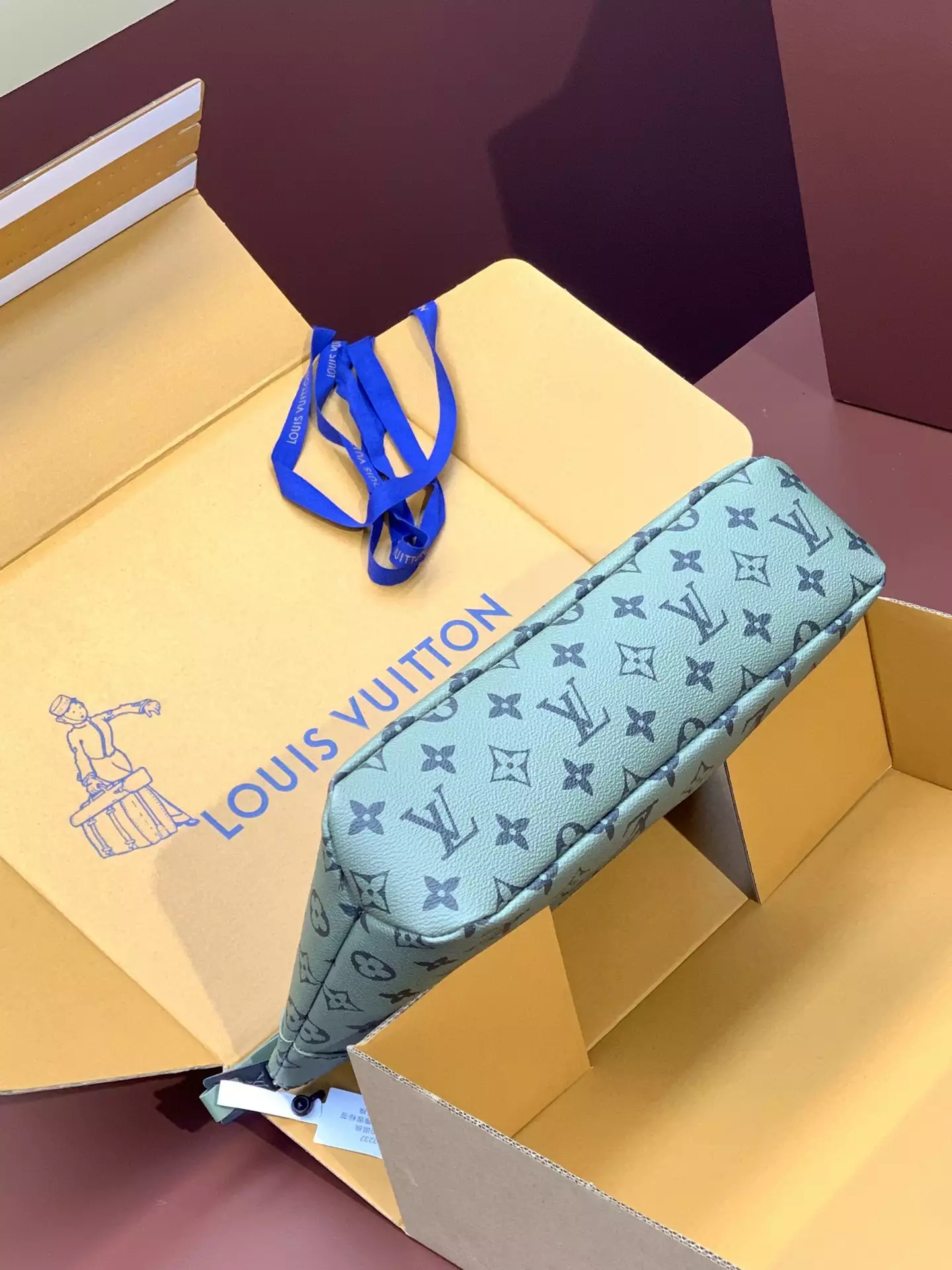 Pochette Voyage Souple Khaki Green Monogram Canvas