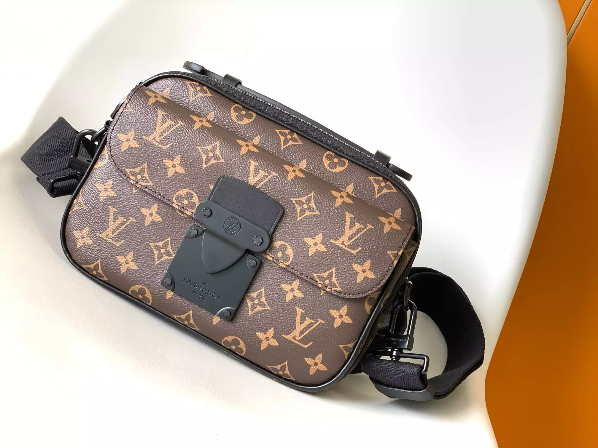 S Lock Messenger Monogram Macassar Canvas