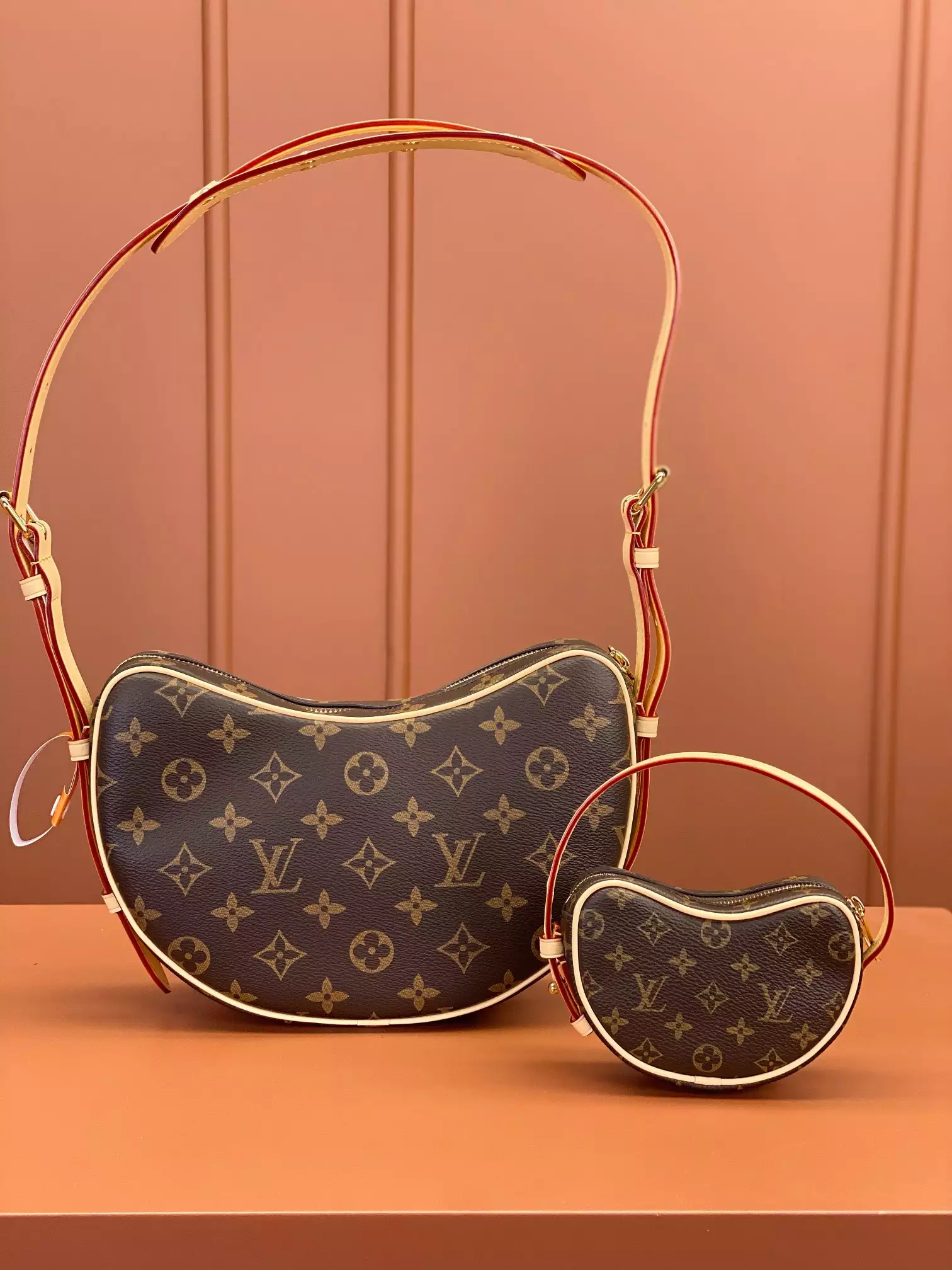 Croissant MM Monogram Canvas Natural Cowhide Leather Trim