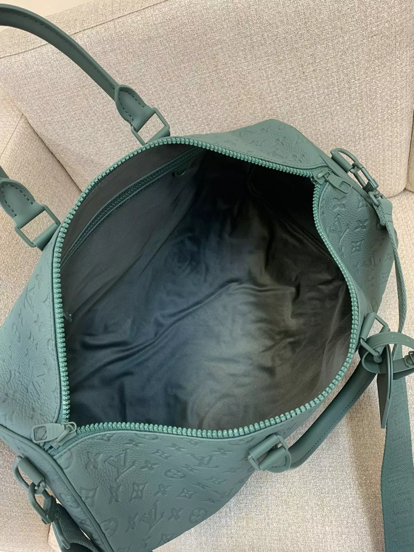Keepall Bandoulière 50 Taurillon Monogram Forest Green Leather