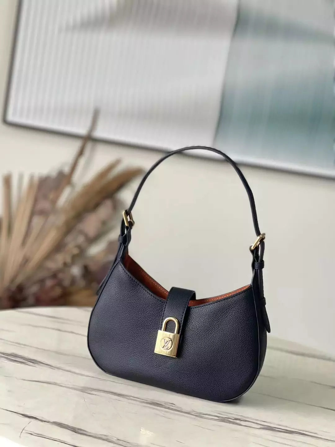 Low Key Shoulder Bag Black Grained Calfskin
