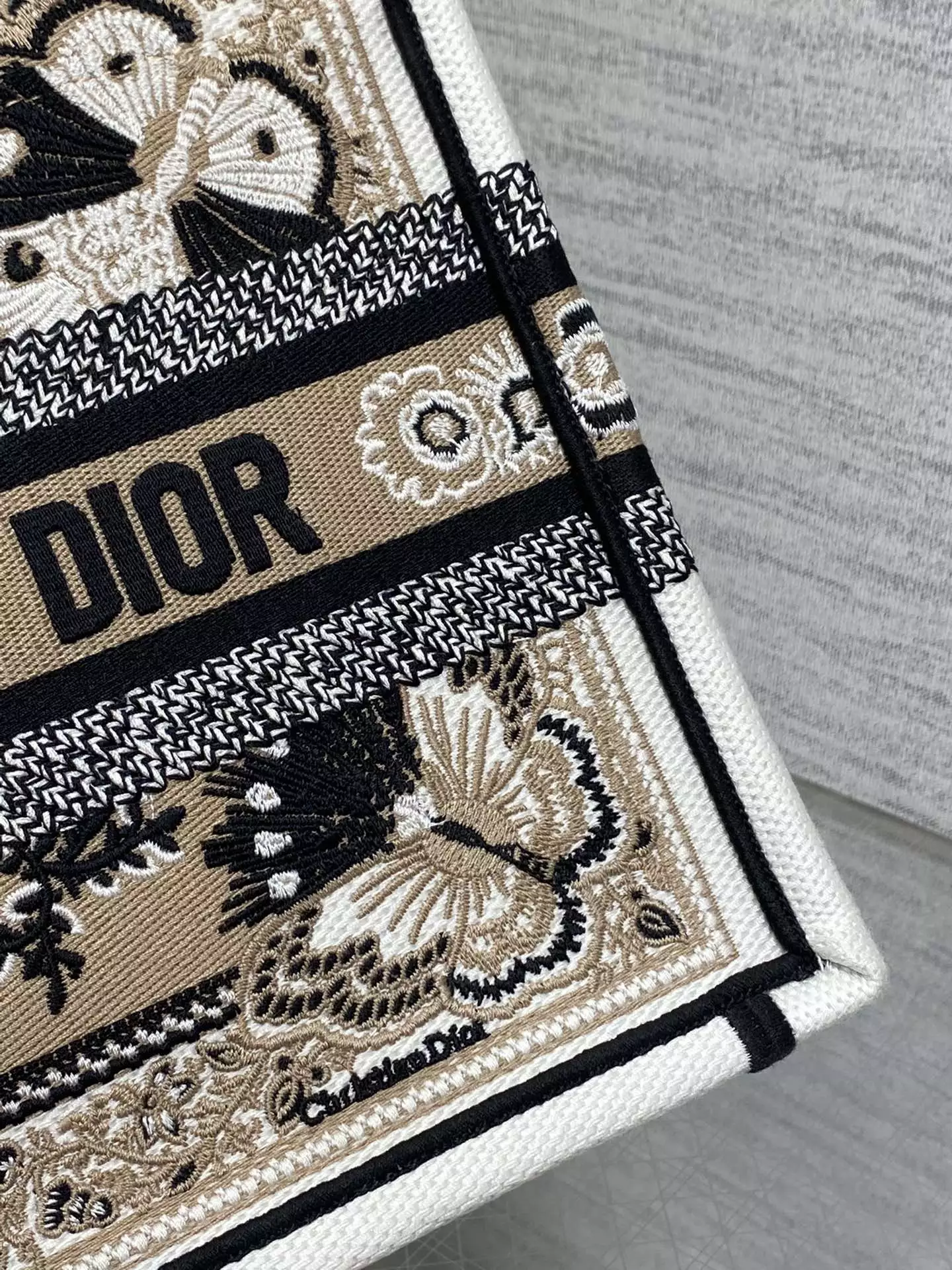 Medium Dior Book Tote Beige Multicolor Butterfly Bandana Embroidery