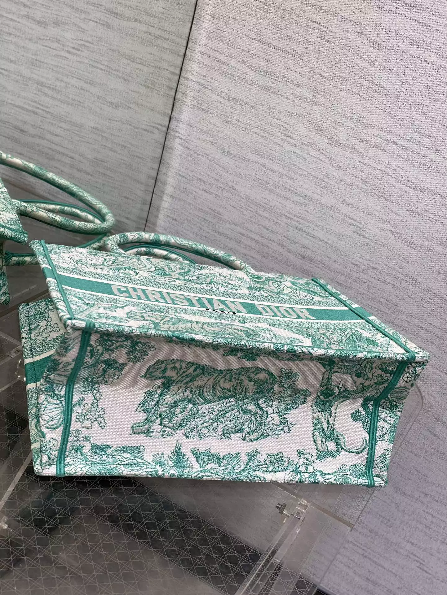 Medium Dioriviera Dior Book Tote Aquamarina Toile de Jouy Embroidery