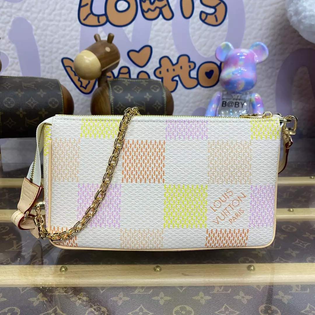Pochette Accessoires Peach Pink Damier Giant Canvas