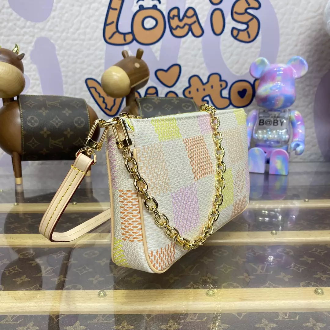 Pochette Accessoires Peach Pink Damier Giant Canvas