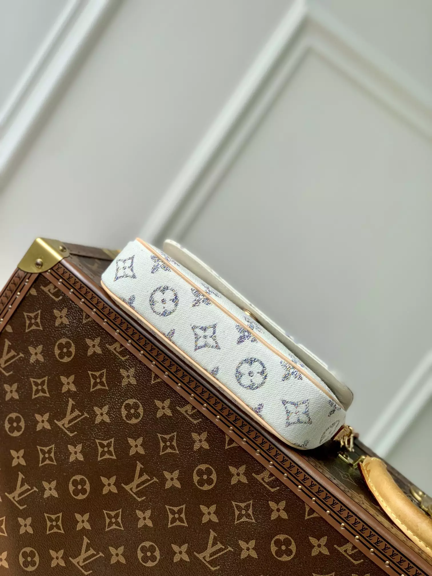 Wallet on Chain Ivy Multicolor Beige Monogram Jacquard Fabric