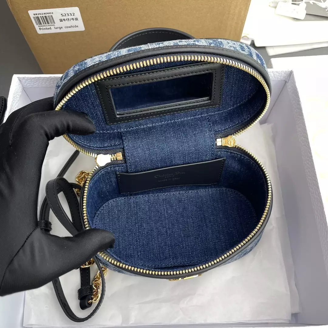 30 Montaigne Mini Vanity Case Blue Denim Dior Oblique Jacquard
