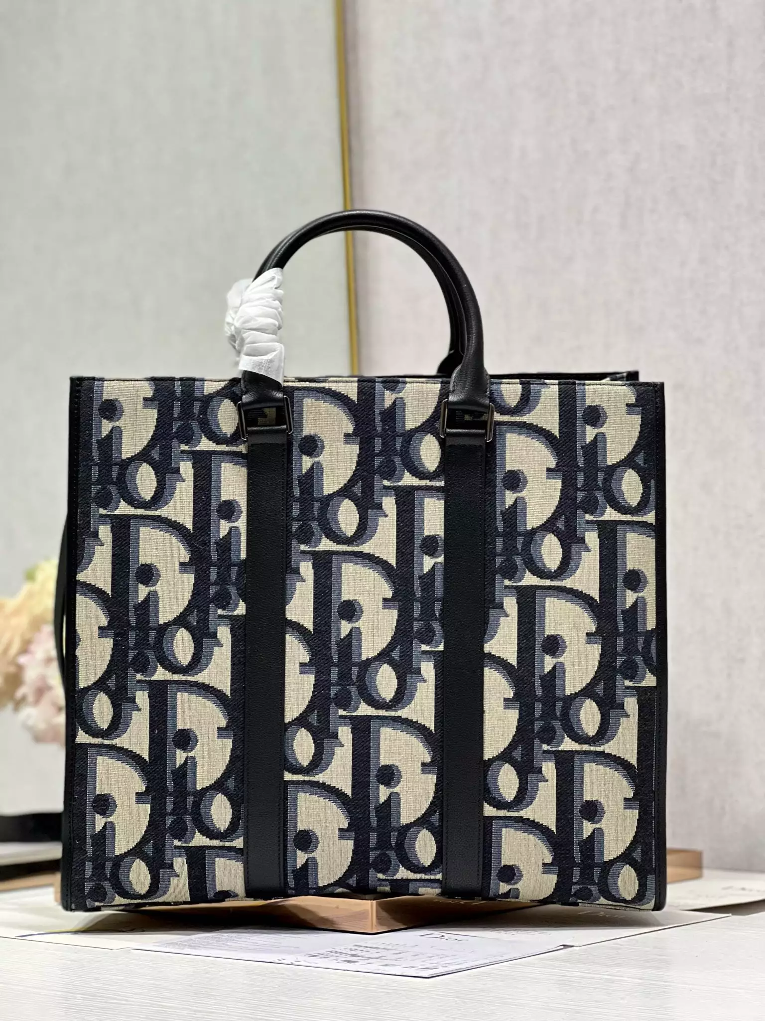 East-West Tote Bag Beige and Black Maxi Dior Oblique Jacquard