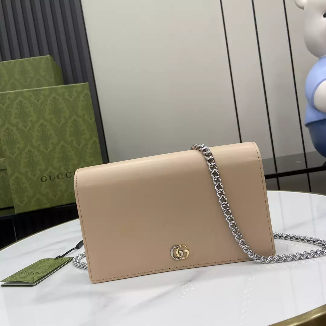 GG Marmont Chain Wallet in Light Beige Leather