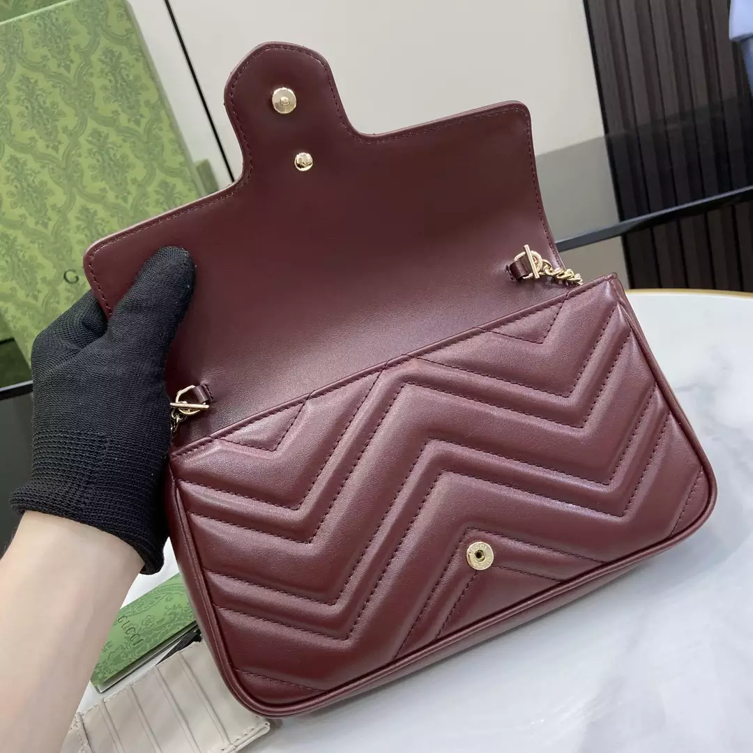 GG Marmont Mini Bag in Rosso Ancora Red Leather