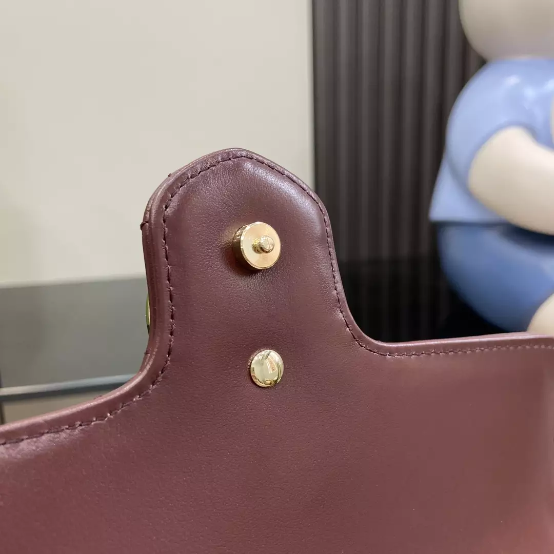 GG Marmont Mini Bag in Rosso Ancora Red Leather