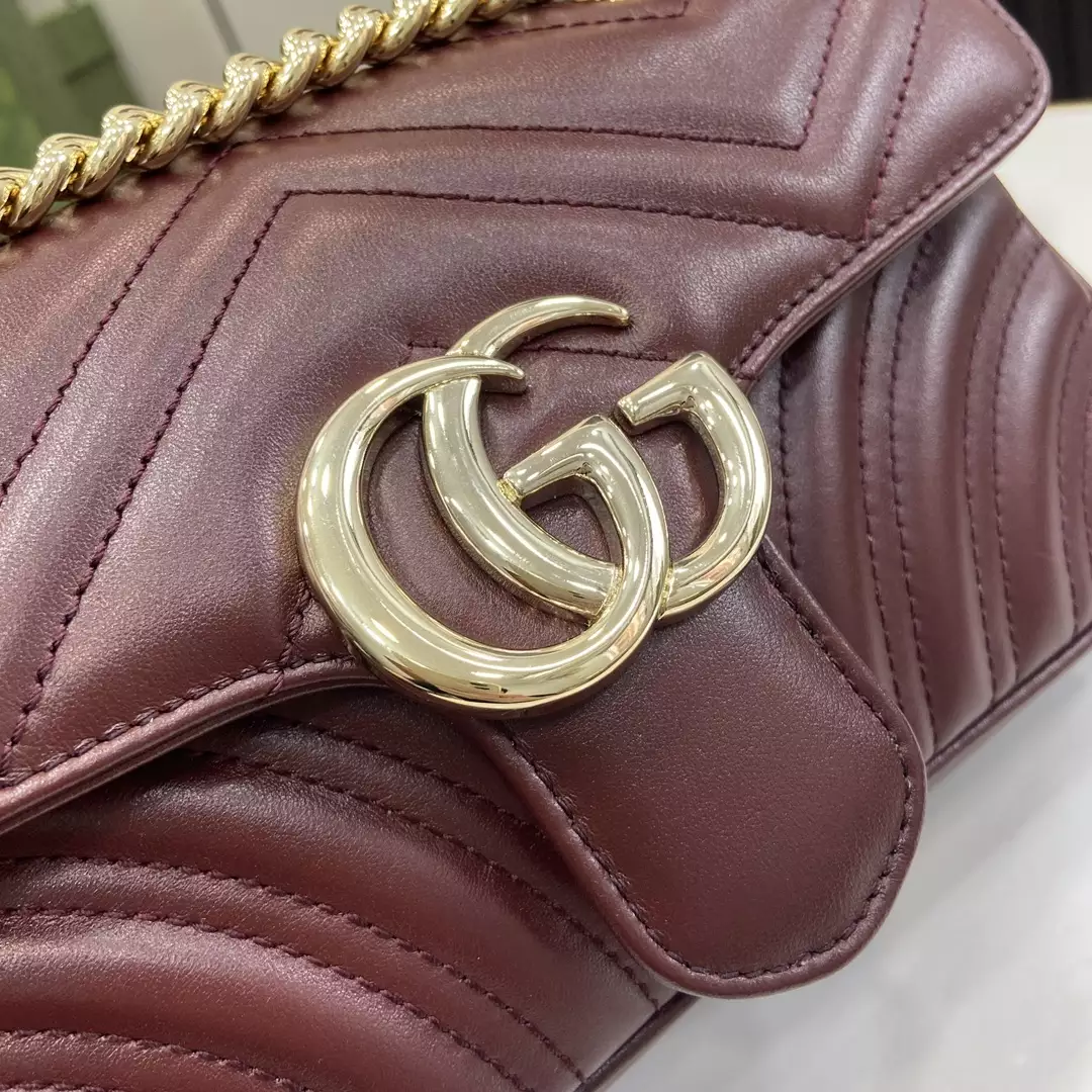 GG Marmont Mini Shoulder Bag in Rosso Ancora Red Leather