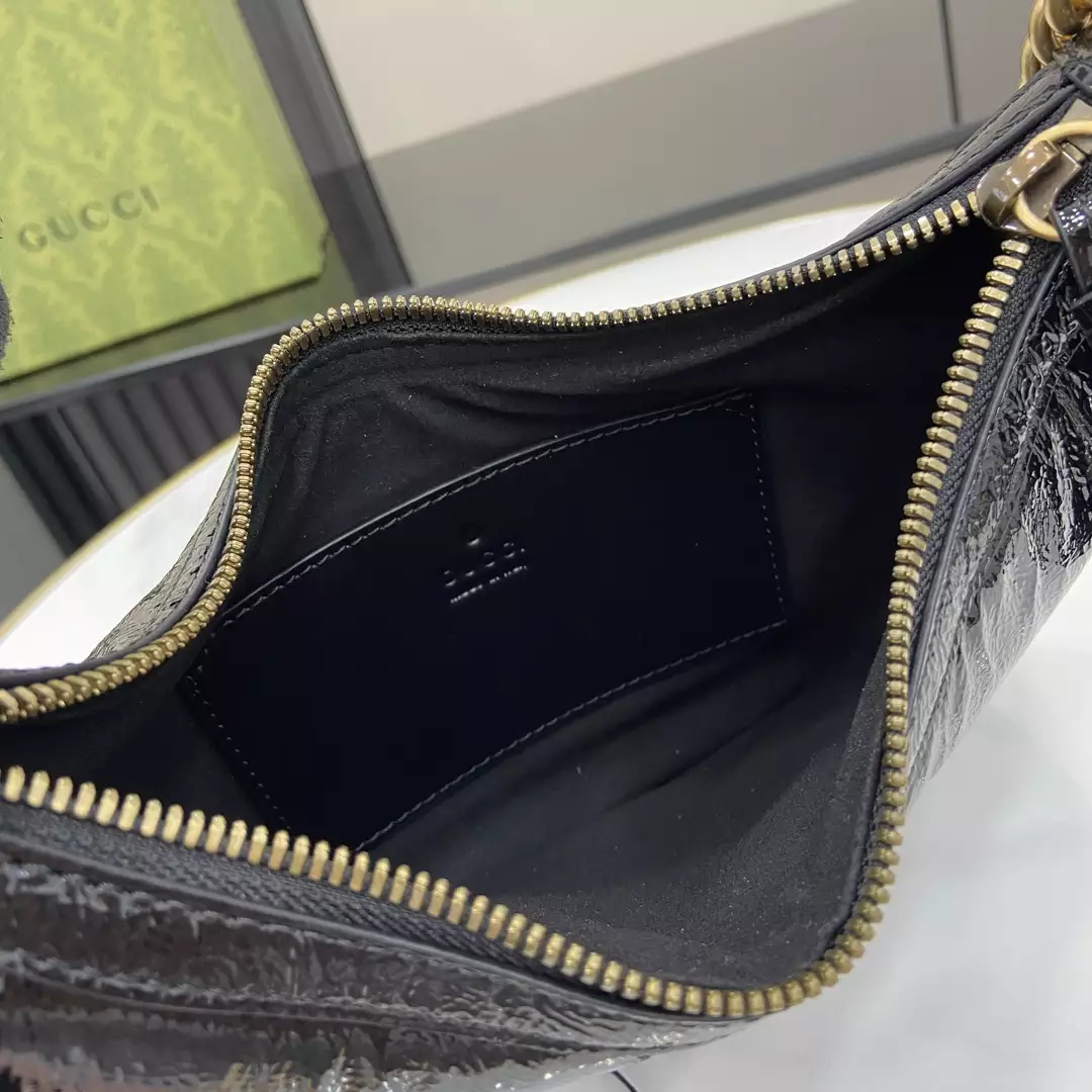 GG Marmont Small Shoulder Bag Black Quilted Chevron Patent Leather – GB339
