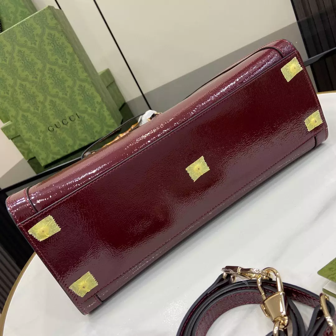 G*u*i diana medium tote bag in dark red patent leather