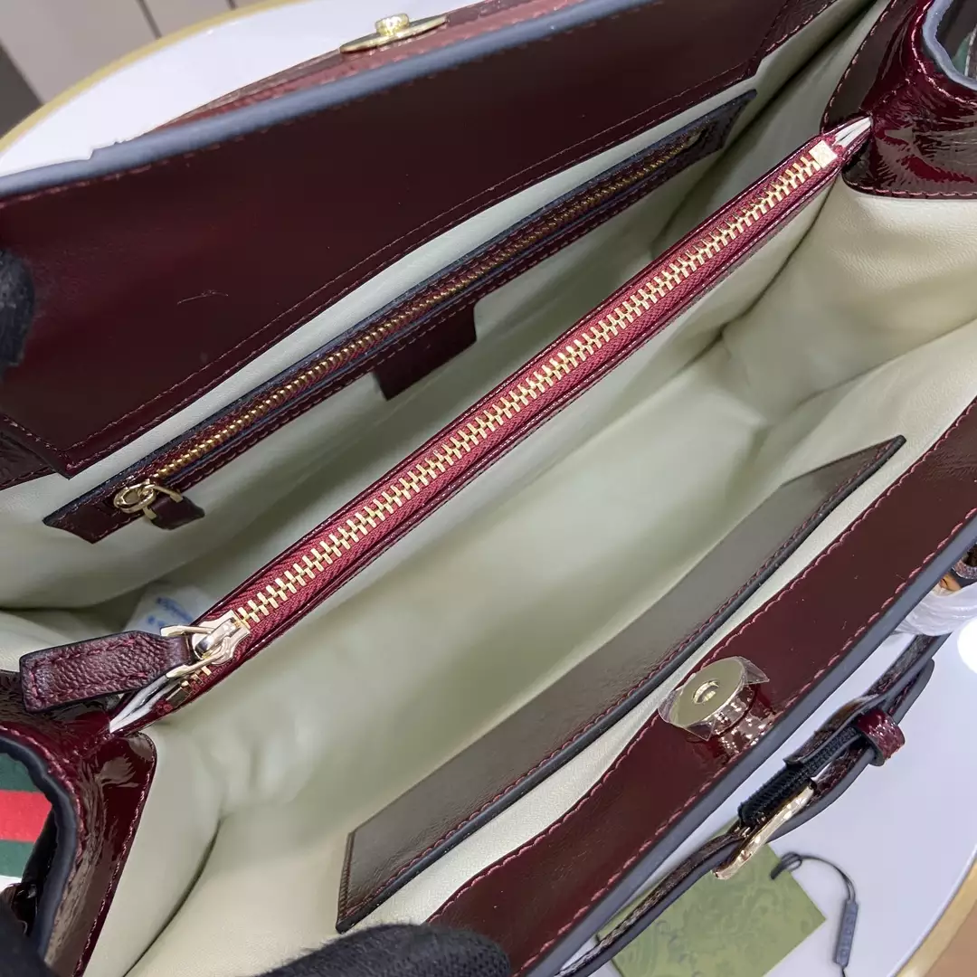 G*u*i diana medium tote bag in dark red patent leather