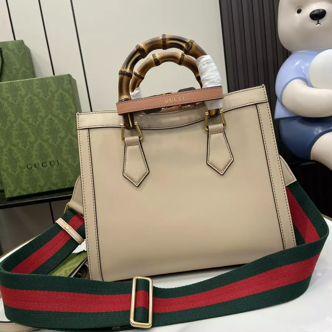 G*u*i diana small tote bag double g light beige leather