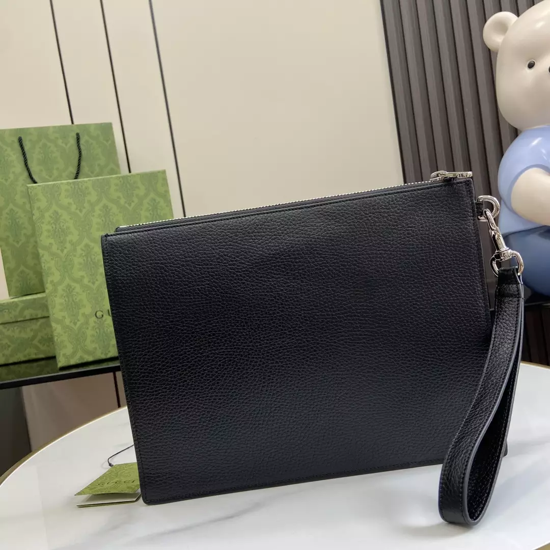 Gucci Pouch with Strap in Black Leather