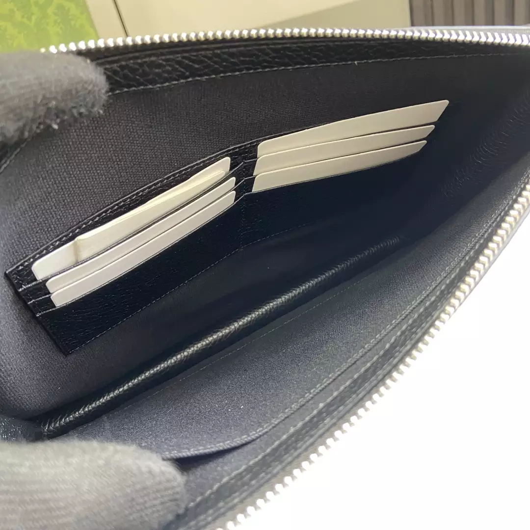 Gucci Pouch with Strap in Black Leather