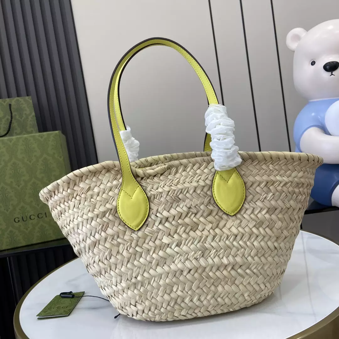 mini straw tote with G*u*i logo in natural woven straw