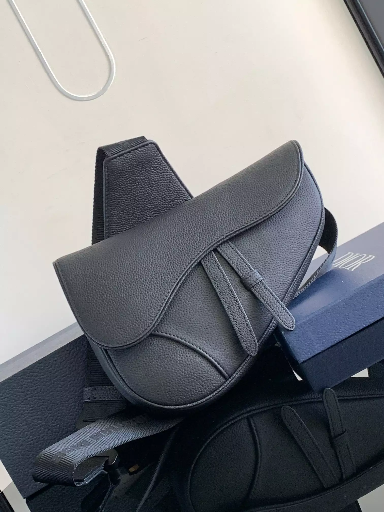 Saddle Bag Black Grained Calfskin – DB187