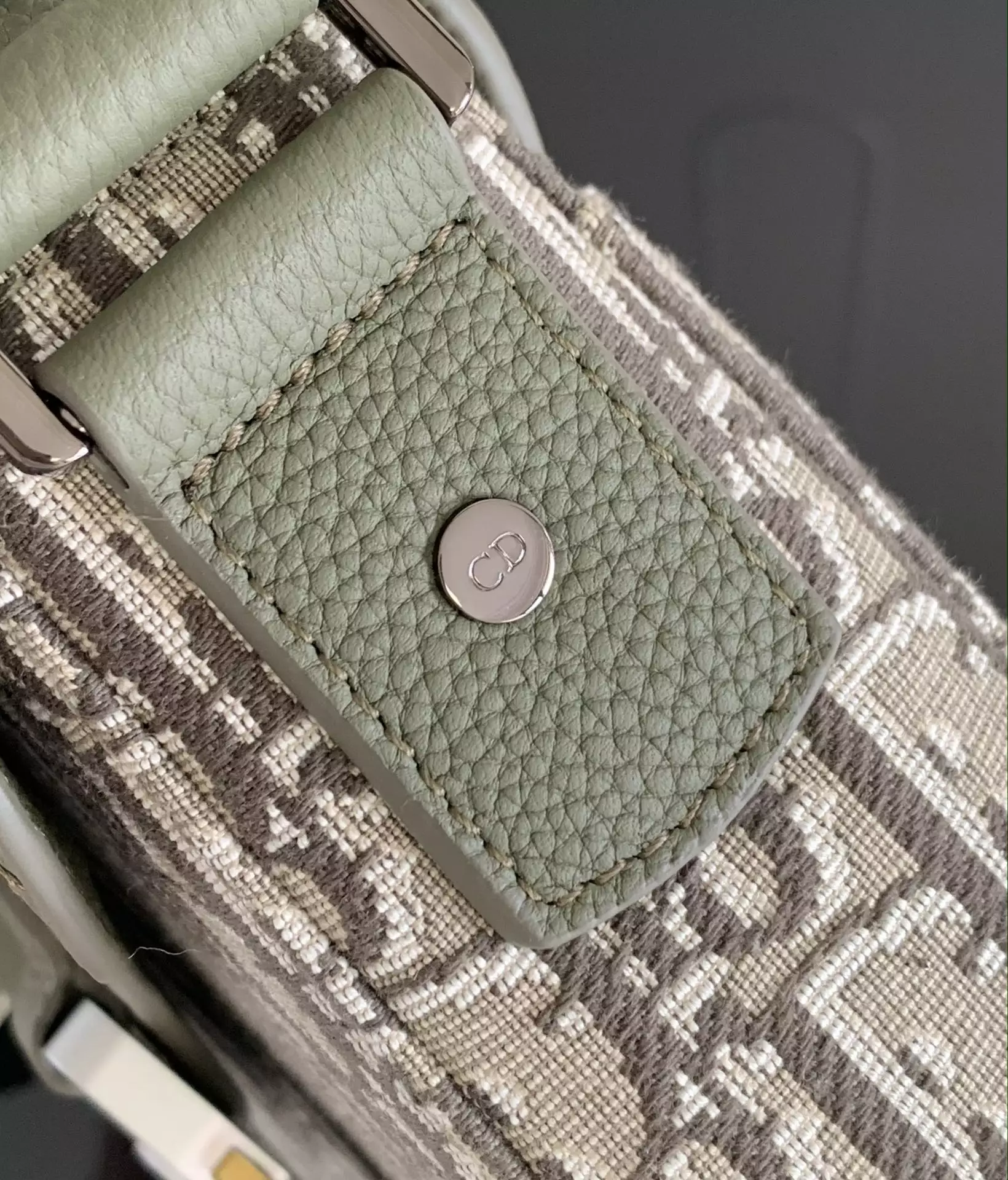 Small Saddle Messenger Bag with Flap Khaki Dior Oblique Jacquard and Khaki Grained Calfskin