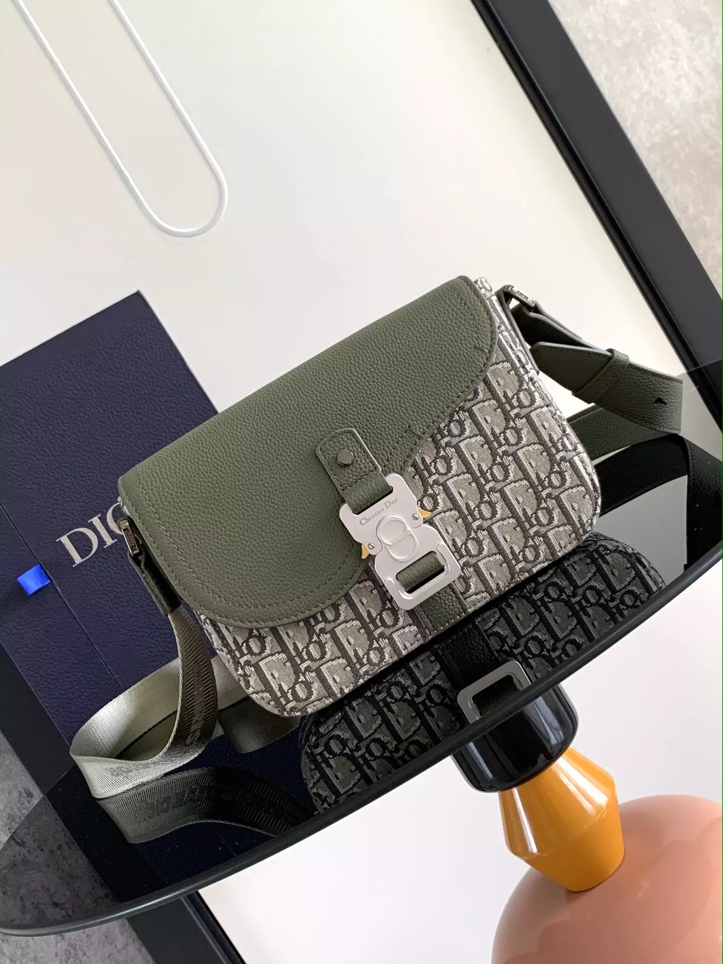 Small Saddle Messenger Bag with Flap Khaki Dior Oblique Jacquard and Khaki Grained Calfskin