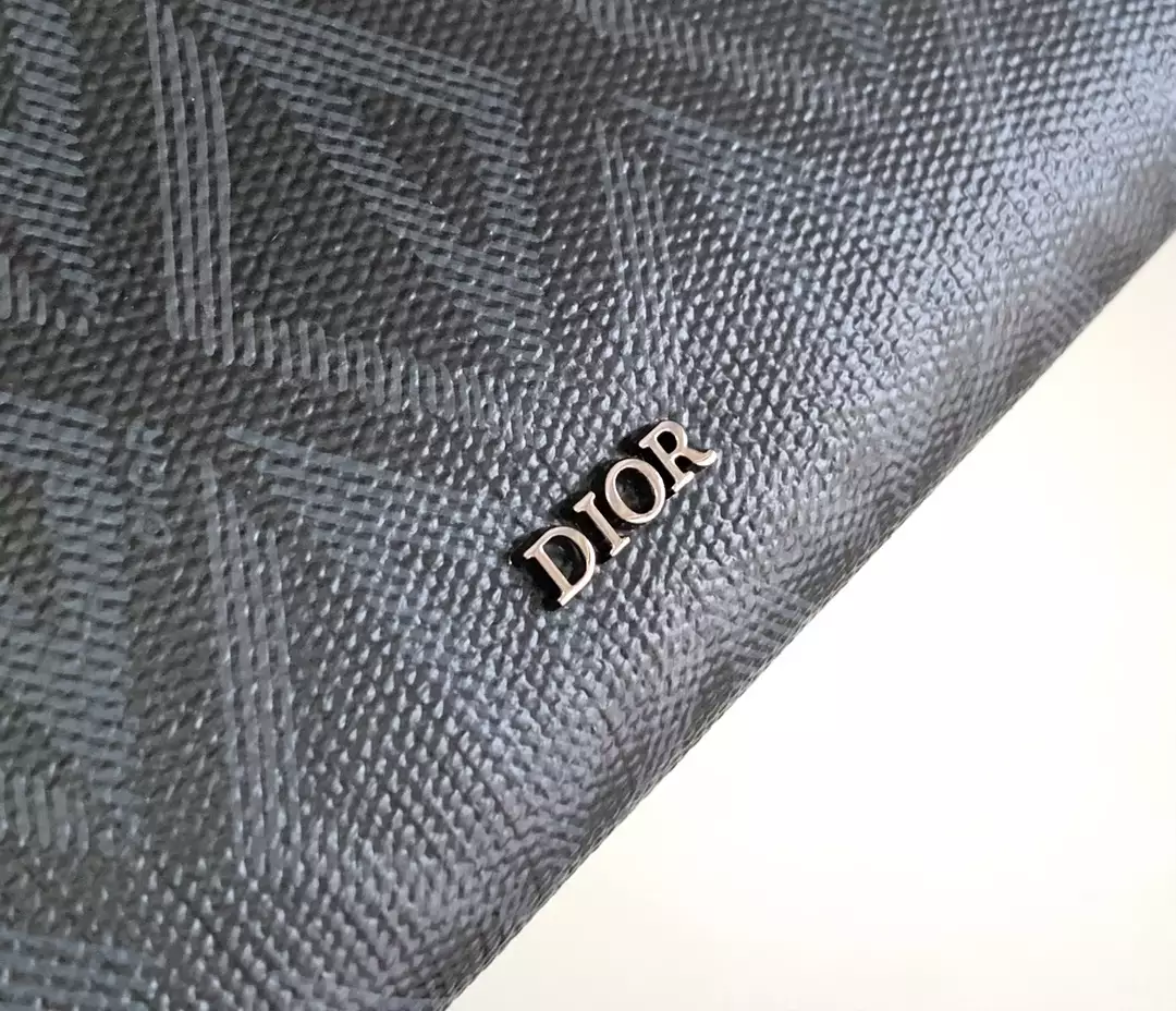 A5 Triangle Pouch Black CD Diamond Canvas