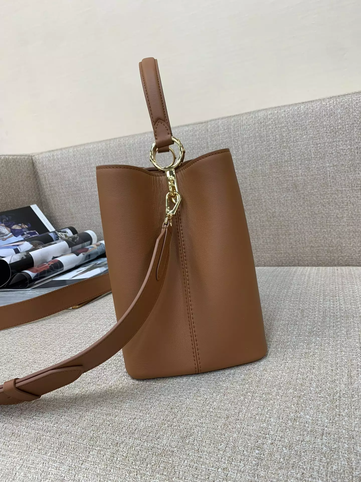 Capucines GM Souple Cognac Smooth Taurillon