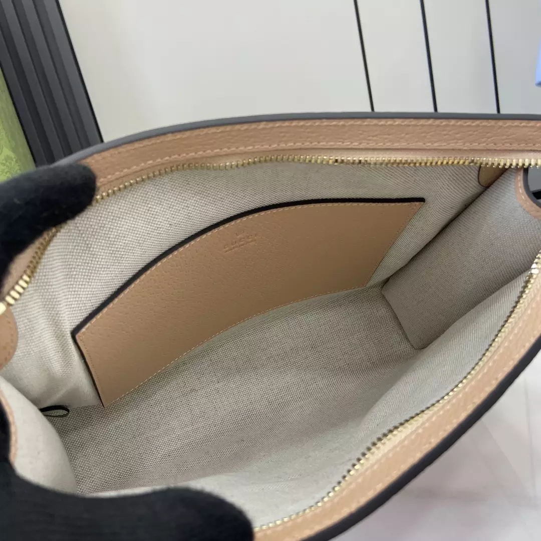 Ophidia GG Pouch in Dusty Pink GG Supreme