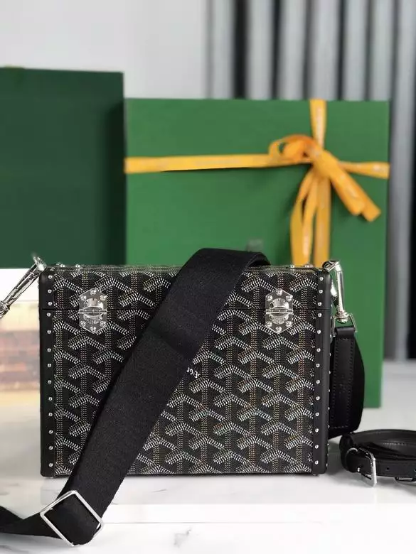Goyard Cassette Trunk Bag - GYB068